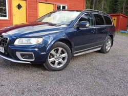 Blå Begagnad 2010 Volvo XC70 Summum SUV | 95 000 kr