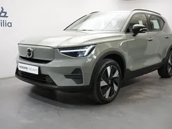 Grön Begagnad 2024 Volvo EX40 Core SUV | 469 900 kr