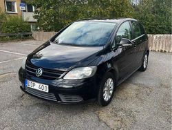 Svart Begagnad 2007 VW Golf Plus Cross Trendline Minibuss | 25 000 kr (Superpris)