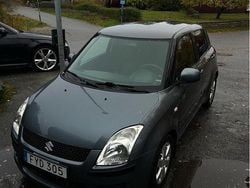 Grå Begagnad 2007 Suzuki Swift Halvkombi | 32 000 kr (Lite dyr)
