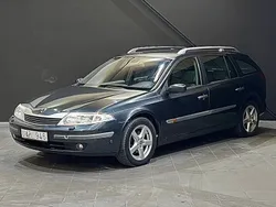 Mörkgrå Begagnad 2003 Renault Laguna GrandTour Komfort Kombi | 29 900 kr (Marknadspris)