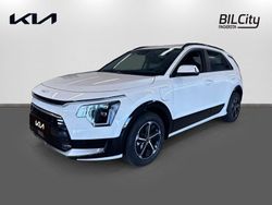 Vit (snow white pearl (swp)) Ny 2024 Kia Niro Advance SUV | 392 662 kr (Marknadspris)