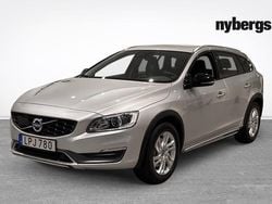 Silver Begagnad 2016 Volvo V60 CC Business Edition Kombi | 214 000 kr (Bra pris)