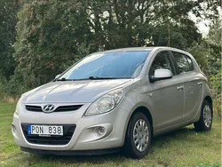 Silver Begagnad 2010 Hyundai i20 Select Halvkombi | 18 000 kr (Bra pris)