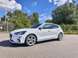Vit Begagnad 2020 Ford Focus Titanium Halvkombi | 114 900 kr (Bra pris)