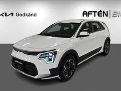 Vit Begagnad 2023 Kia e-Niro SUV | 359 900 kr (Lite dyr)