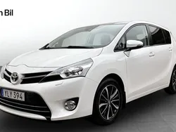 Vit Begagnad 2017 Toyota Verso Edition Minibuss | 189 900 kr (Marknadspris)