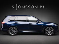 Blå Begagnad 2020 BMW X7 Executive SUV | 799 000 kr
