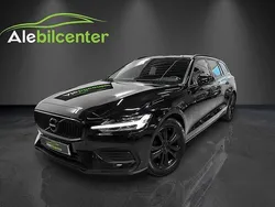 Svart Begagnad 2019 Volvo V60 Momentum Kombi | 234 900 kr (Bra pris)