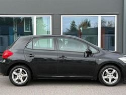 Svart Begagnad 2008 Toyota Auris Halvkombi | 59 400 kr (Marknadspris)
