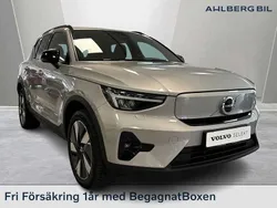 Silver Begagnad 2023 Volvo XC40 Plus SUV | 479 500 kr