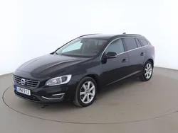 Svart Begagnad 2017 Volvo V60 Momentum Kombi | 205 000 kr (Marknadspris)