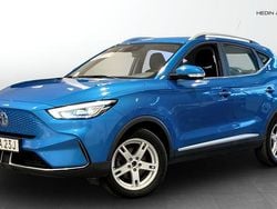 Blå Begagnad 2022 MG ZS Comfort Halvkombi | 217 900 kr (Bra pris)