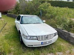 Vit Begagnad 1998 Cadillac Seville STS Sedan | 54 900 kr