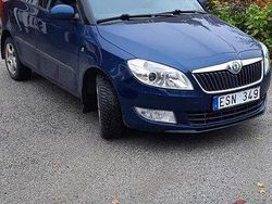 Blå Begagnad 2011 Skoda Fabia Elegance Halvkombi | 40 000 kr (Bra pris)