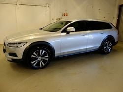 Silver Begagnad 2022 Volvo V90 CC Momentum Kombi | 245 000 kr (Dyr)