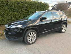 Svart Begagnad 2014 Jeep Cherokee Limited SUV | 159 900 kr (Lite dyr)