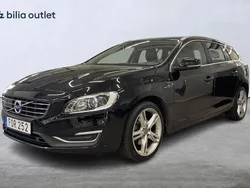 Svart Begagnad 2018 Volvo V60 Standard Kombi | 214 000 kr (Marknadspris)