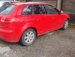 Röd Begagnad 2010 Audi A3 Sportback Attraction Halvkombi | 29 000 kr (Marknadspris)