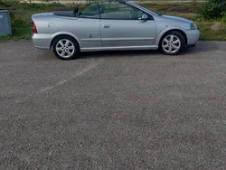 Silver Begagnad 2002 Opel Astra Cabriolet Cab | 23 000 kr