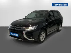 Svart Begagnad 2016 Mitsubishi Outlander P-HEV SUV | 174 500 kr (Bra pris)
