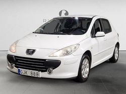 Vit Begagnad 2007 Peugeot 307 Halvkombi | 22 900 kr (Marknadspris)