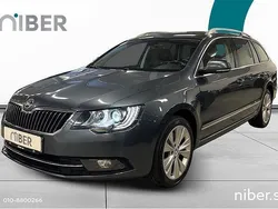 Grå Begagnad 2015 Skoda Superb Elegance Kombi | 149 900 kr (Superpris)