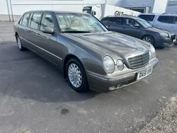 Grå Begagnad 2001 Mercedes E240 Sedan | 85 000 kr