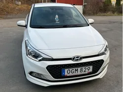 Vit Begagnad 2017 Hyundai i20 | 89 500 kr (Marknadspris)