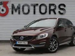 Brun Begagnad 2016 Volvo V60 CC Summum Kombi | 149 900 kr (Superpris)