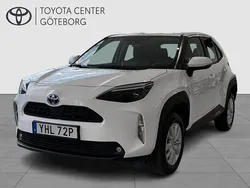 Vit Begagnad 2022 Toyota Yaris Cross Active SUV | 264 900 kr (Marknadspris)
