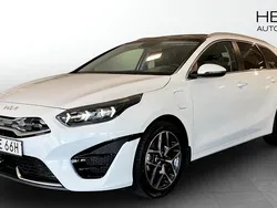 Vit (white) Begagnad 2022 Kia Ceed Sportswagon 2 Kombi | 269 900 kr (Lite dyr)