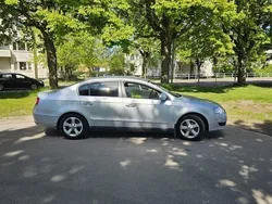 Silver Begagnad 2007 VW Passat Comfortline Sedan | 23 500 kr (Bra pris)