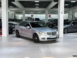 Silver Begagnad 2010 Mercedes C180 Avantgarde Sedan | 89 900 kr (Bra pris)