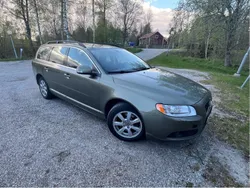 Grön Begagnad 2011 Volvo V70 Momentum Kombi | 64 000 kr (Marknadspris)