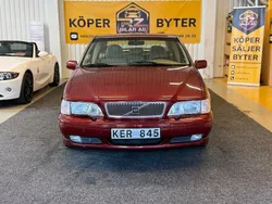 Mörkröd Begagnad 1997 Volvo S70 Sedan | 19 900 kr