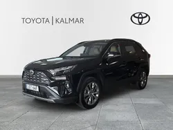 Svart Begagnad 2025 Toyota RAV4 Hybrid Executive SUV | 479 900 kr (Marknadspris)