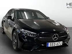 Svart (black) Begagnad 2024 Mercedes A250 AMG Halvkombi | 379 900 kr (Marknadspris)