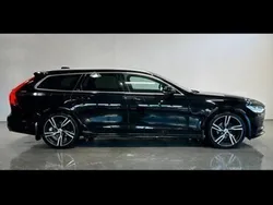 Svart Begagnad 2020 Volvo V90 Momentum Kombi | 265 000 kr (Marknadspris)
