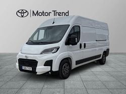Vit Begagnad 2025 Toyota Proace Minibuss | 549 900 kr