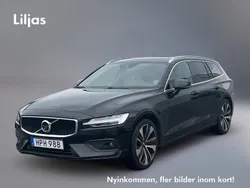 Svart Begagnad 2020 Volvo V60 Momentum Kombi | 269 000 kr (Marknadspris)