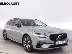 Grå Begagnad 2024 Volvo V90 Plus Kombi | 509 800 kr (Marknadspris)