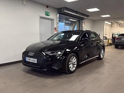 Brilliantsvart Begagnad 2023 Audi A3 Proline Sedan | 279 000 kr (Marknadspris)