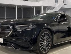 Svart (obsidiansvart metallic ) Begagnad 2024 Mercedes E300 Premium Kombi | 598 000 kr