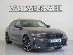 Grå Begagnad 2023 BMW 330e M Sport Sedan | 599 000 kr