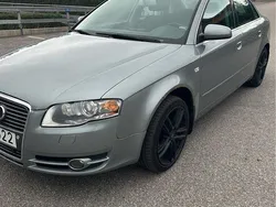 Grå Begagnad 2006 Audi A4 Sedan | 32 000 kr (Lite dyr)