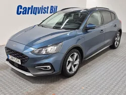 Blå (blå metallic) Begagnad 2022 Ford Focus Active Halvkombi | 212 000 kr (Marknadspris)
