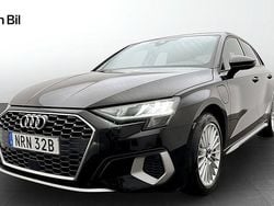 Svart Begagnad 2023 Audi A3 e-tron Advanced Plus Halvkombi | 299 000 kr (Marknadspris)