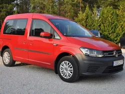 Röd Begagnad 2016 VW Caddy Life Minibuss | 149 900 kr (Dyr)