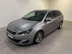 Grå Begagnad 2015 Peugeot 308 Allure Kombi | 89 995 kr (Marknadspris)